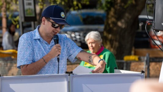 Families gathered at McLean Park in North Myrtle Beach for a morning filled with laughter, excitement, and the simple joy of tradition.
Children raced across the grass in search of hidden eggs, while parents and grandparents looked on — some remembering their own days of doing the very same thing.
It’s moments like these that remind us… the Grand Strand isn’t just a place you visit — it’s a place where memories are made and shared across generations.