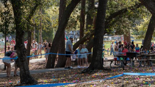 Families gathered at McLean Park in North Myrtle Beach for a morning filled with laughter, excitement, and the simple joy of tradition.
Children raced across the grass in search of hidden eggs, while parents and grandparents looked on — some remembering their own days of doing the very same thing.
It’s moments like these that remind us… the Grand Strand isn’t just a place you visit — it’s a place where memories are made and shared across generations.