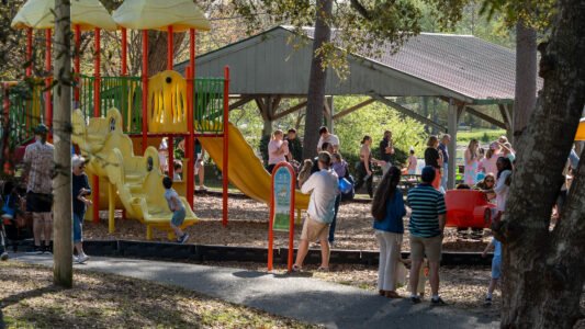Families gathered at McLean Park in North Myrtle Beach for a morning filled with laughter, excitement, and the simple joy of tradition.
Children raced across the grass in search of hidden eggs, while parents and grandparents looked on — some remembering their own days of doing the very same thing.
It’s moments like these that remind us… the Grand Strand isn’t just a place you visit — it’s a place where memories are made and shared across generations.